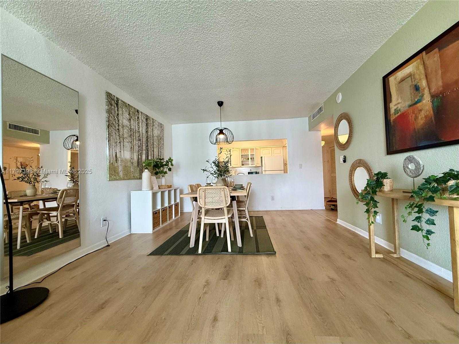Small Image of 19370 COLLINS AVE #1214, Sunny Isles Beach Number 20