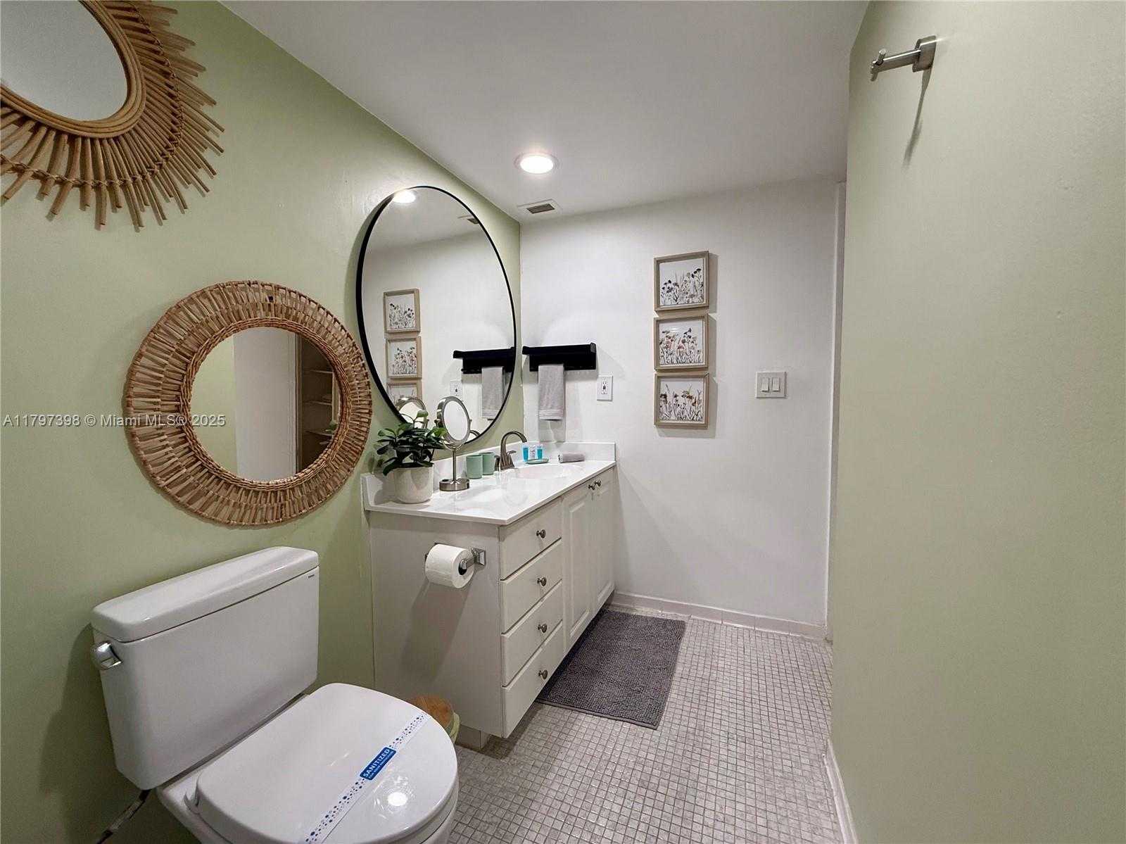 Small Image of 19370 COLLINS AVE #1214, Sunny Isles Beach Number 27