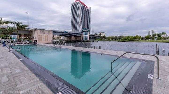 Small Image of 4010 SOUTH OCEAN DR #T3501, Hollywood Number 21