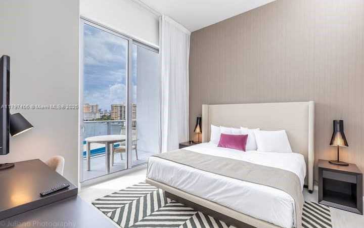 Small Image of 4010 SOUTH OCEAN DR #T3501, Hollywood Number 37