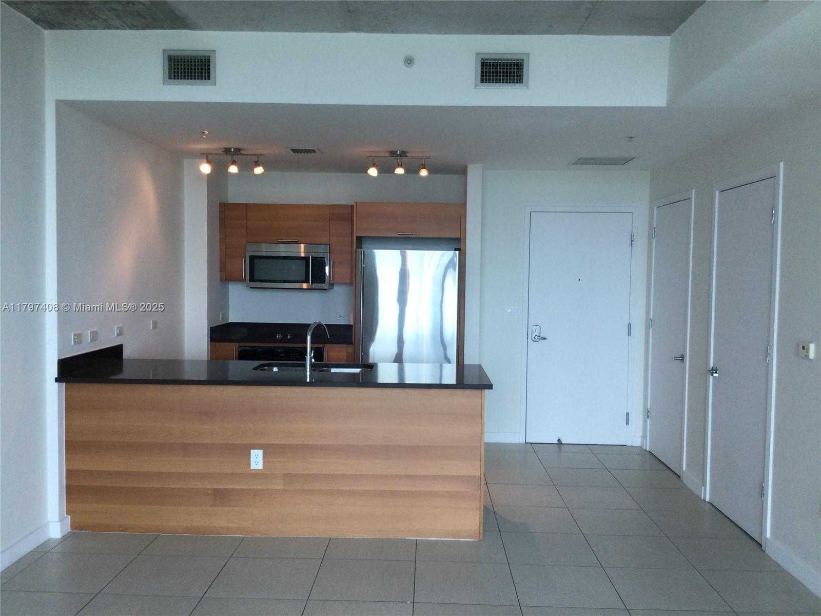 Small Image of 3301 NORTH EAST 1ST AVE #H1411, Miami Number 4