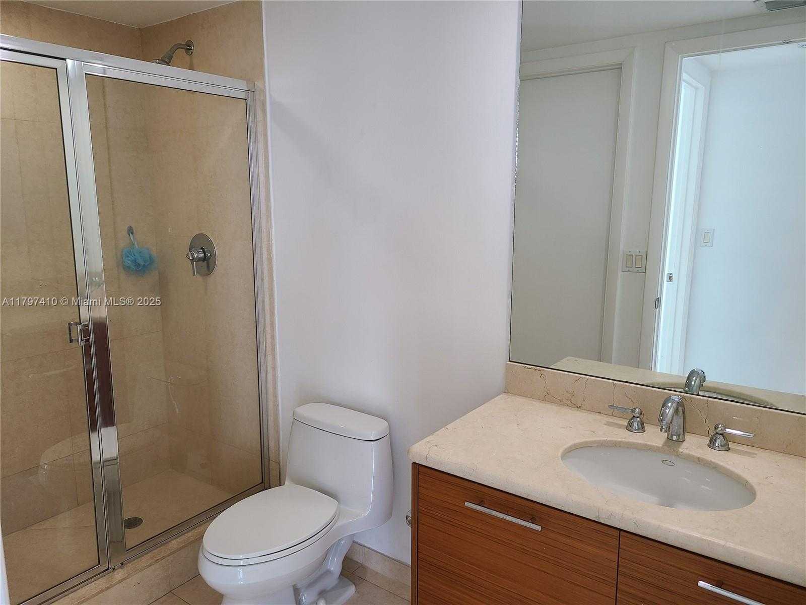 Small Image of 50 Biscayne Blvd, Miami, FL 33132, USA Number 12
