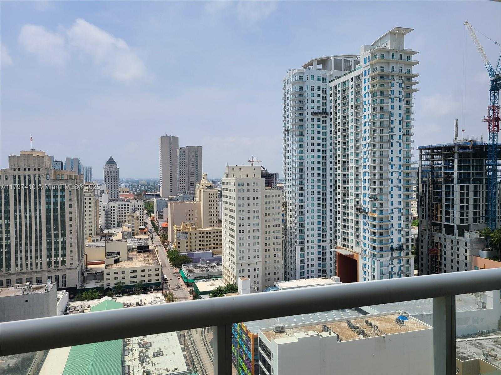 Small Image of 50 Biscayne Blvd, Miami, FL 33132, USA Number 13