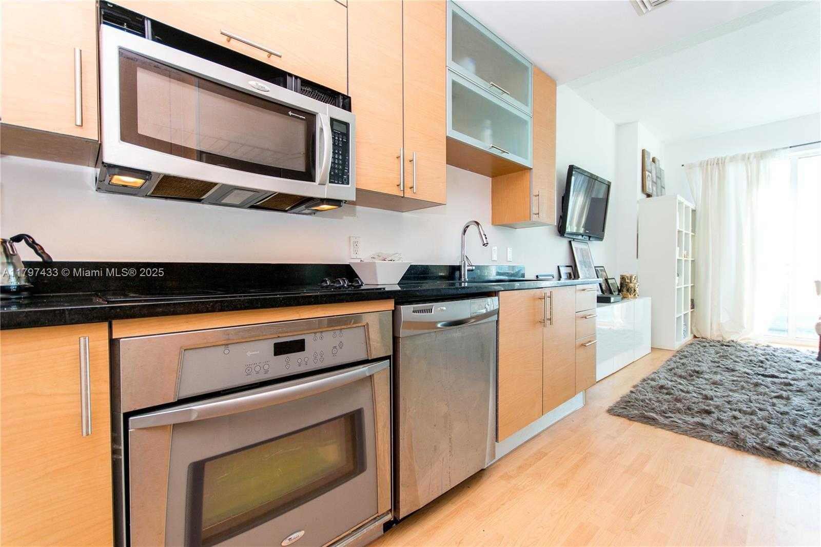 Small Image of 60 SOUTH WEST 13TH ST #3805, Miami Number 5