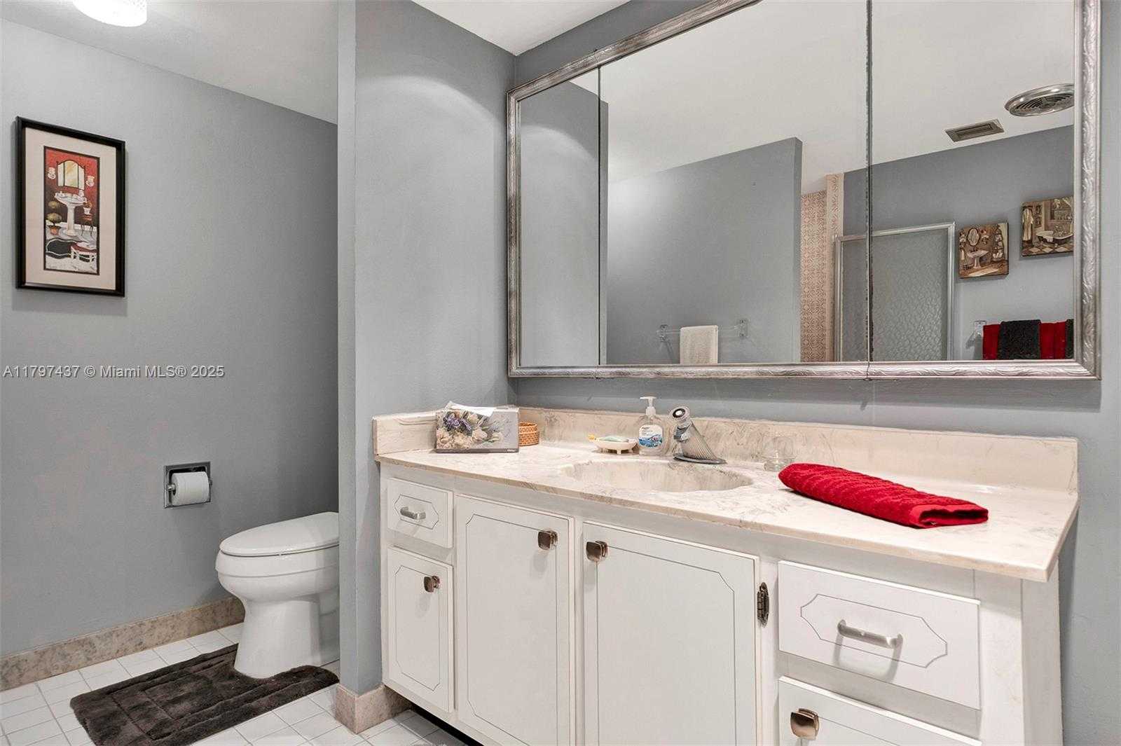 Small Image of 1865 SOUTH OCEAN DR #4C, Hallandale Beach Number 14