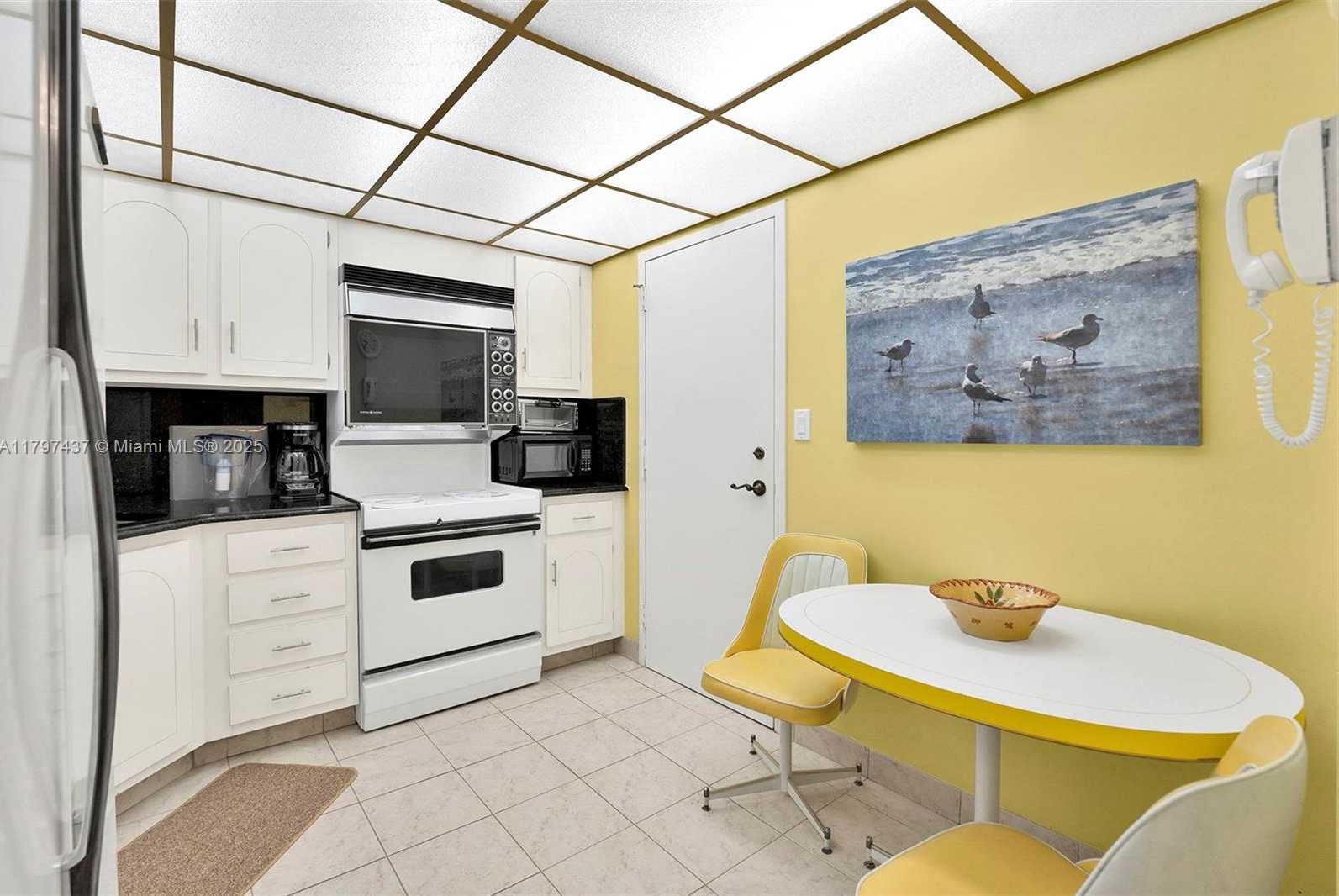 Small Image of 1865 SOUTH OCEAN DR #4C, Hallandale Beach Number 8