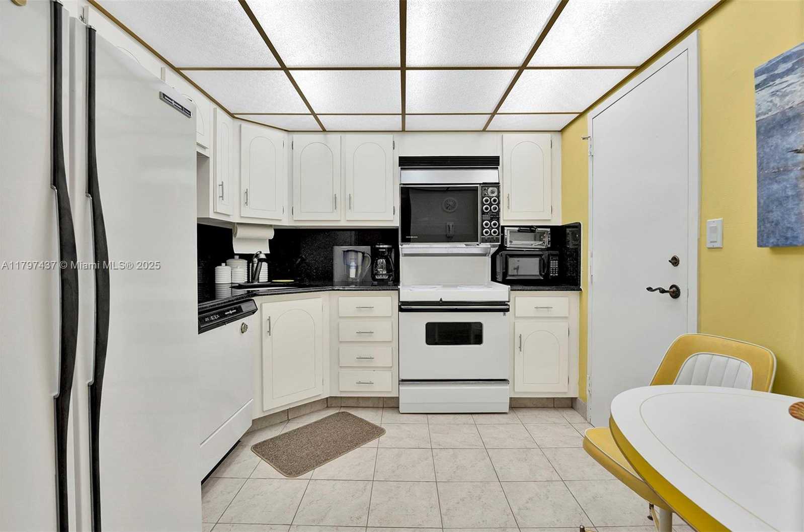 Small Image of 1865 SOUTH OCEAN DR #4C, Hallandale Beach Number 9