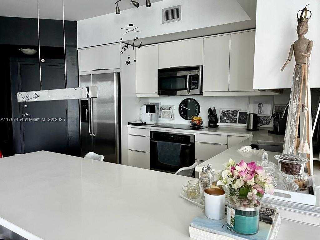 Small Image of 350 SOUTH MIAMI AVE #2502, Miami Number 5