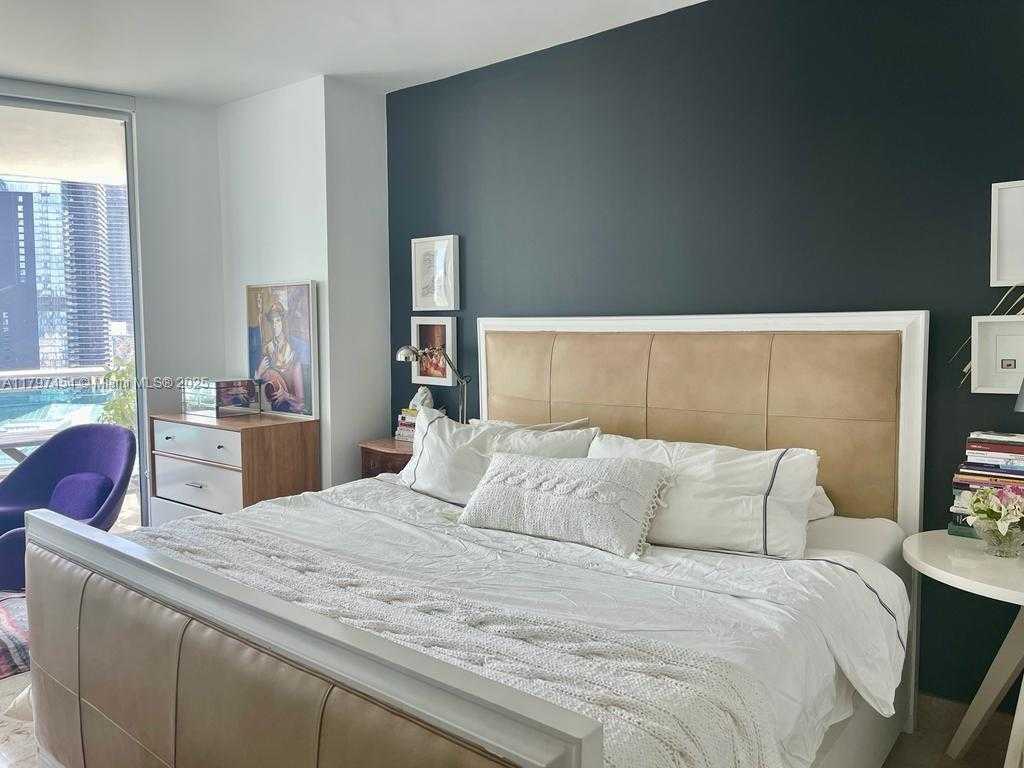 Small Image of 350 SOUTH MIAMI AVE #2502, Miami Number 8