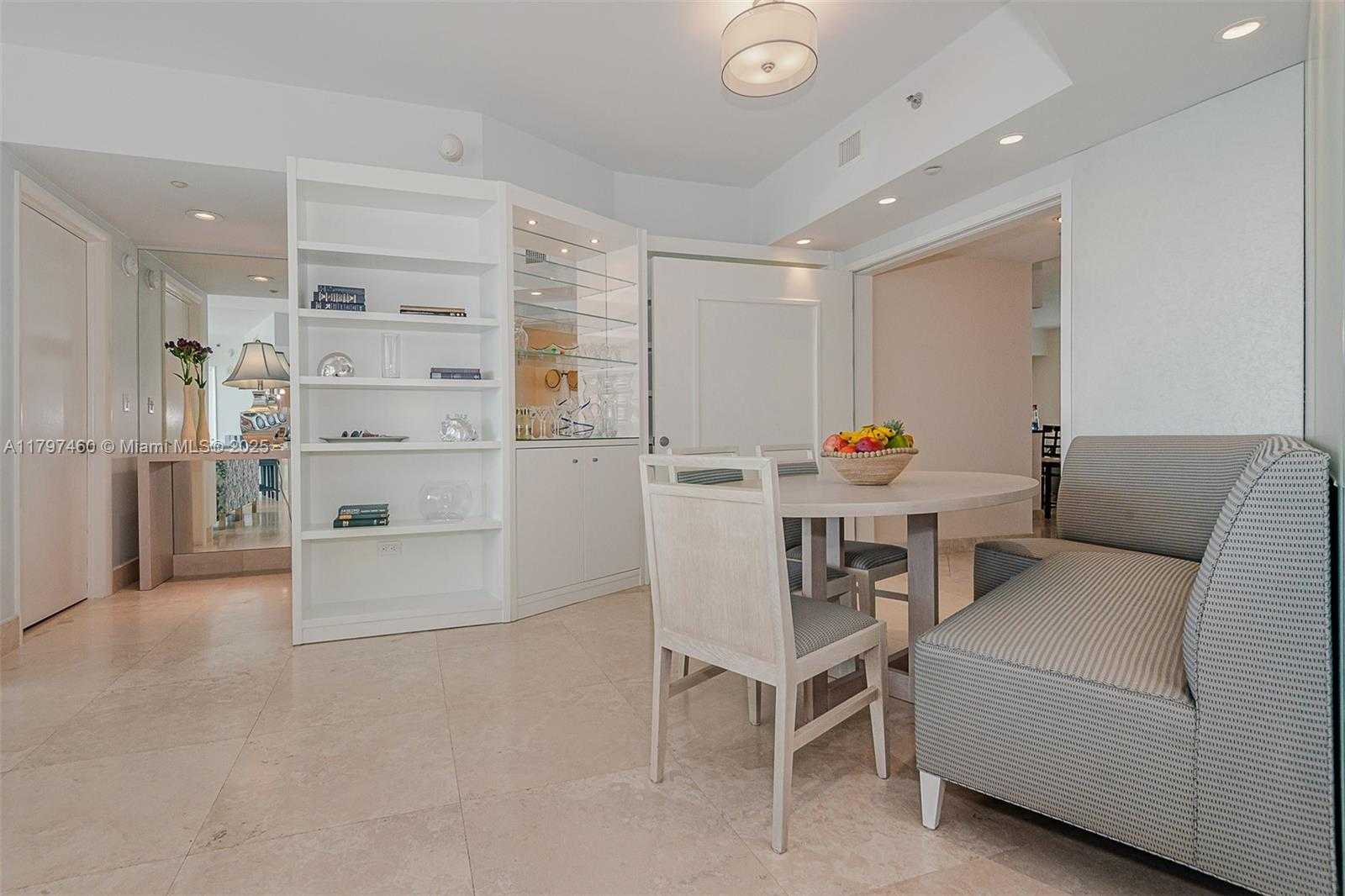 Small Image of 1000 SOUTH POINTE DRIVE #905, Miami Beach Number 16