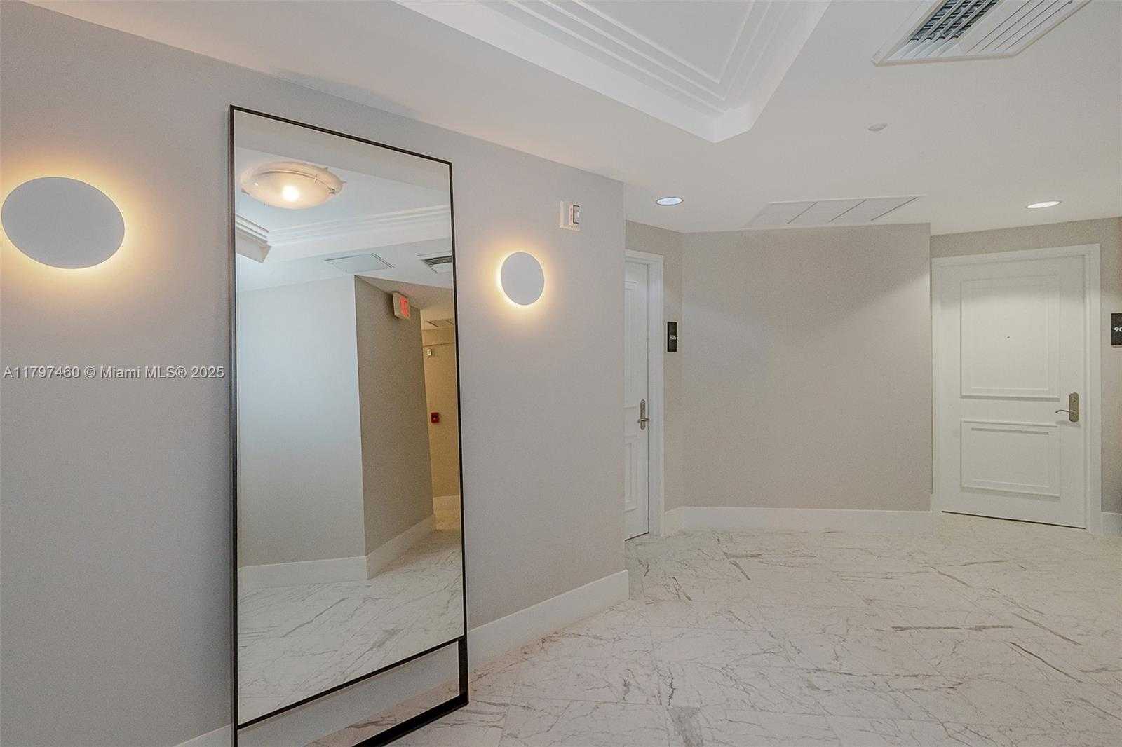 Small Image of 1000 SOUTH POINTE DRIVE #905, Miami Beach Number 27