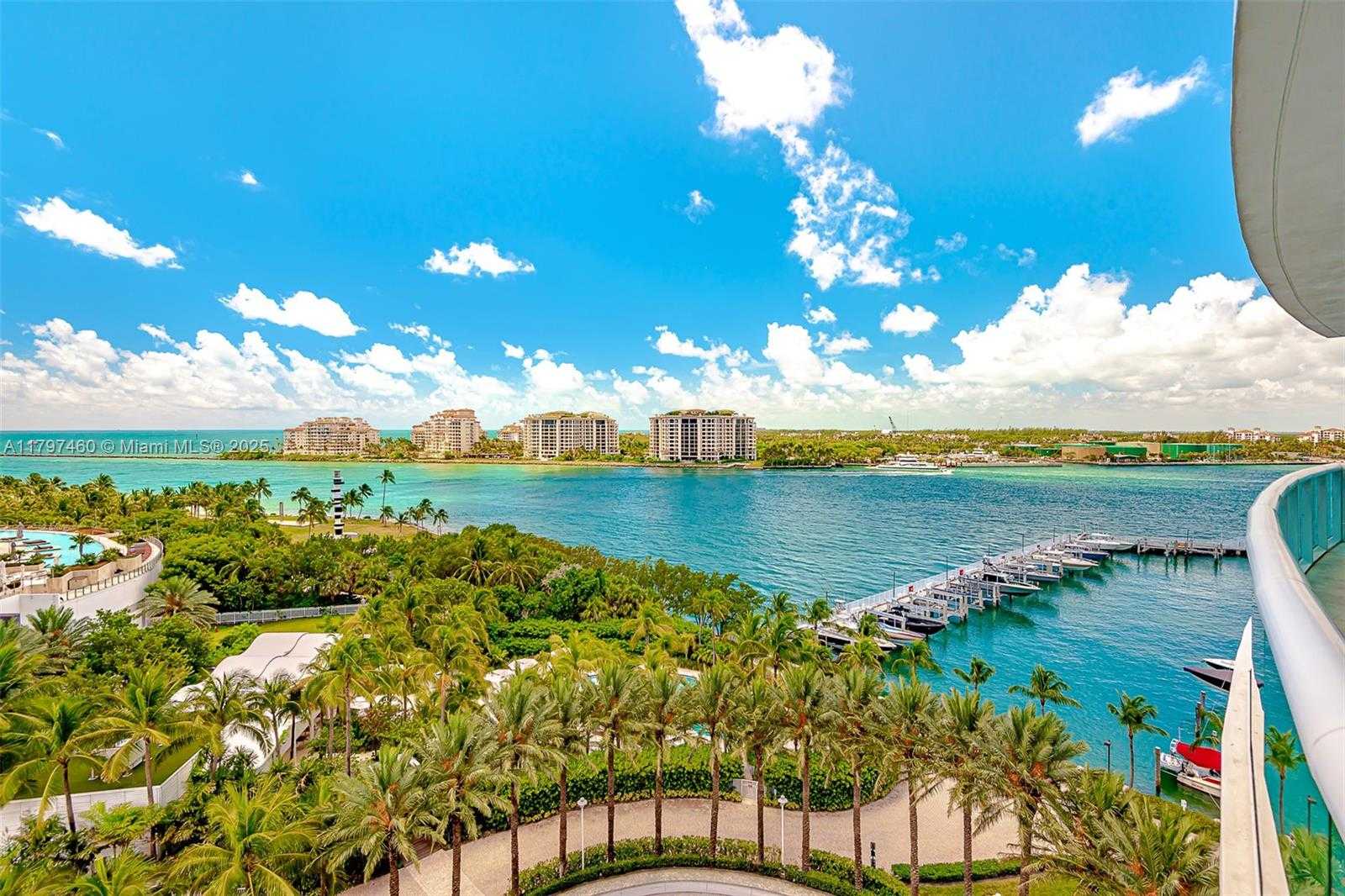 Small Image of 1000 SOUTH POINTE DRIVE #905, Miami Beach Number 3