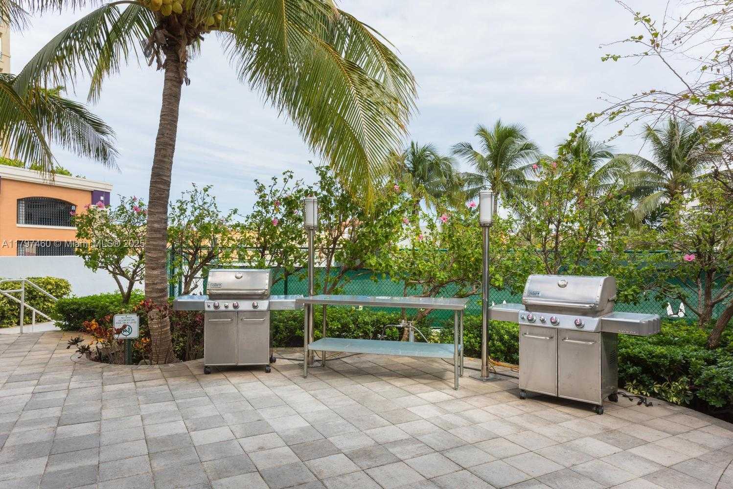 Small Image of 1000 SOUTH POINTE DRIVE #905, Miami Beach Number 41