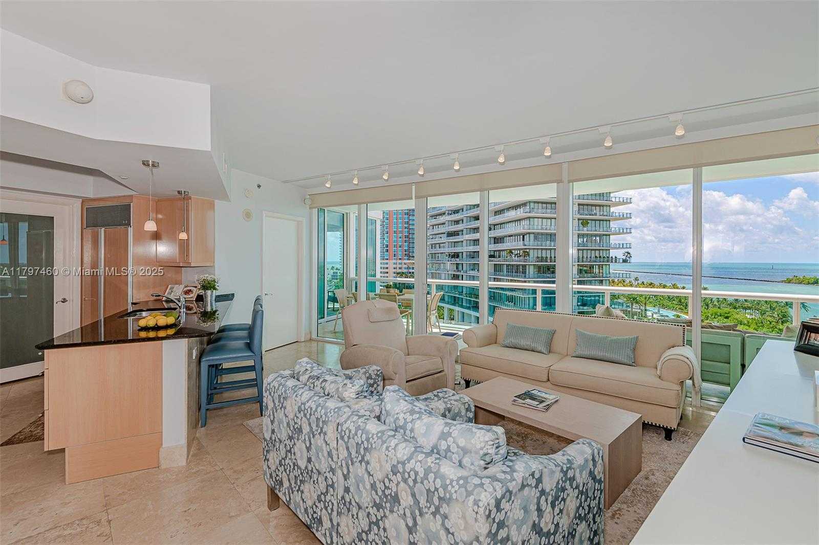 Small Image of 1000 SOUTH POINTE DRIVE #905, Miami Beach Number 5