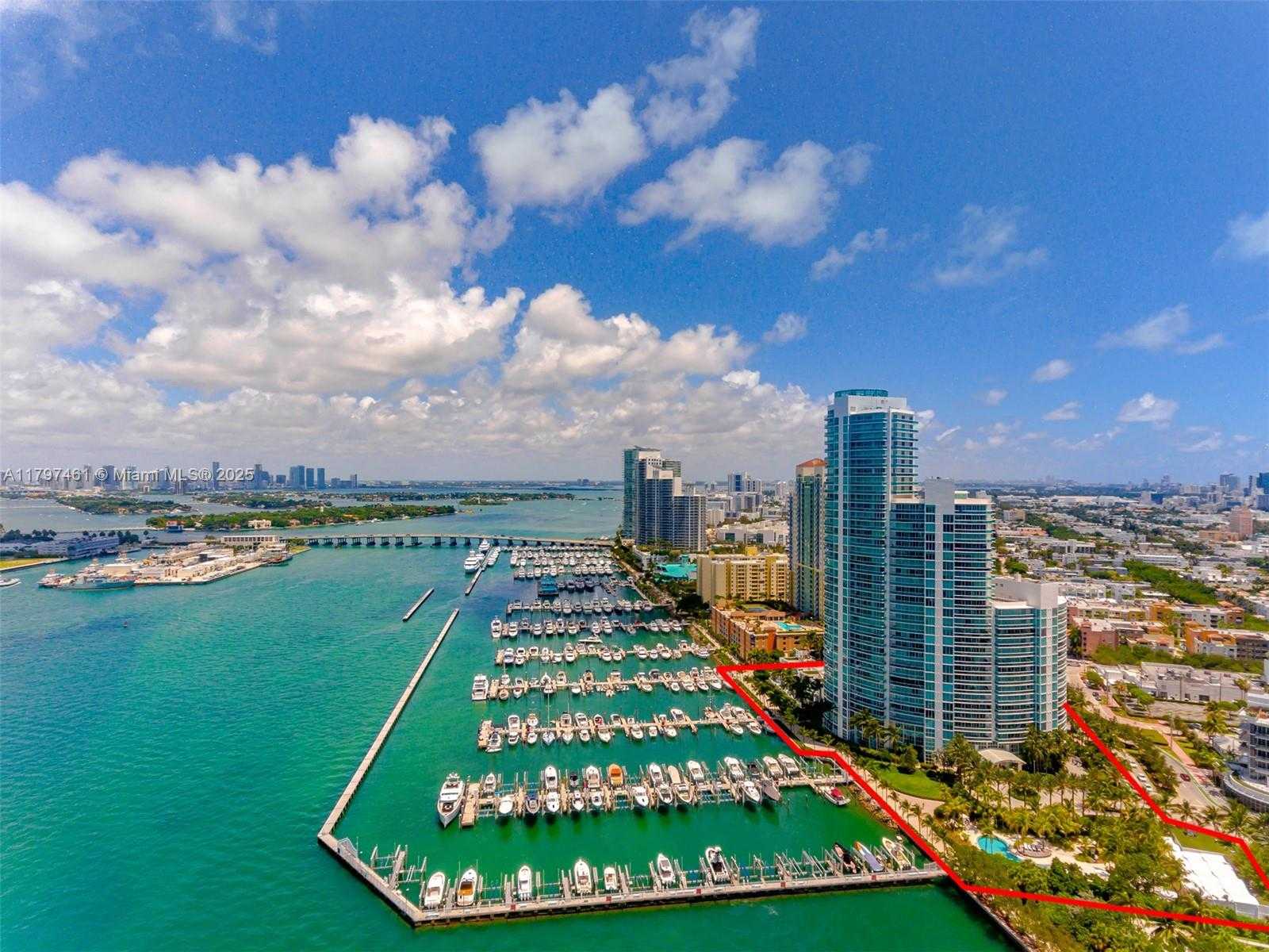 Small Image of 1000 SOUTH POINTE DR #906, Miami Beach Number 3