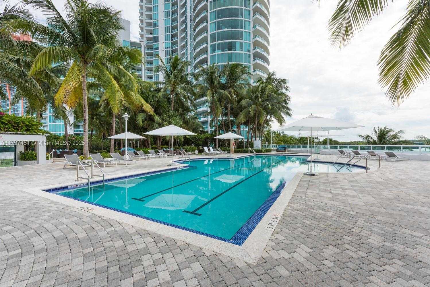 Small Image of 1000 SOUTH POINTE DR #906, Miami Beach Number 30