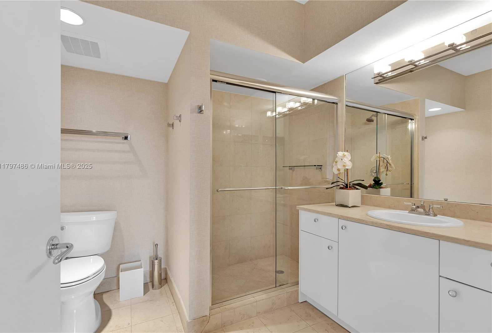 Small Image of 20000 EAST COUNTRY CLUB DR #708, Aventura Number 31