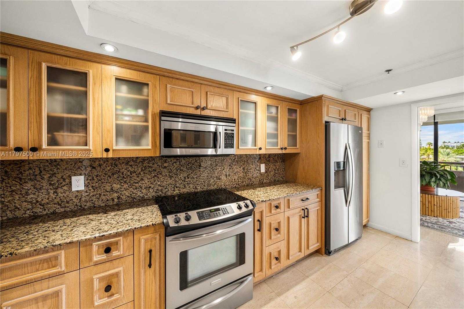 Small Image of 10175 COLLINS AVE #307, Bal Harbour Number 6