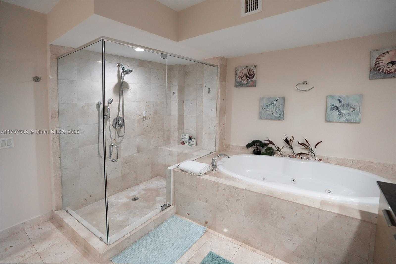 Small Image of 1830 SOUTH OCEAN DR #4111, Hallandale Beach Number 19