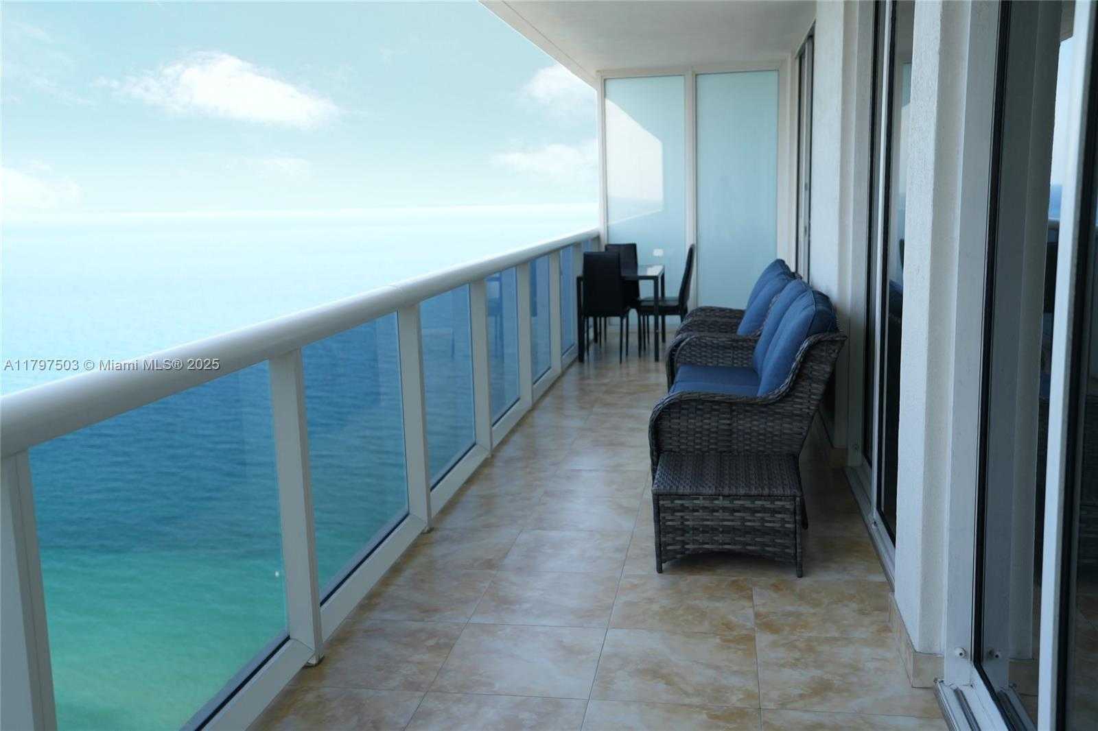 Small Image of 1830 SOUTH OCEAN DR #4111, Hallandale Beach Number 27