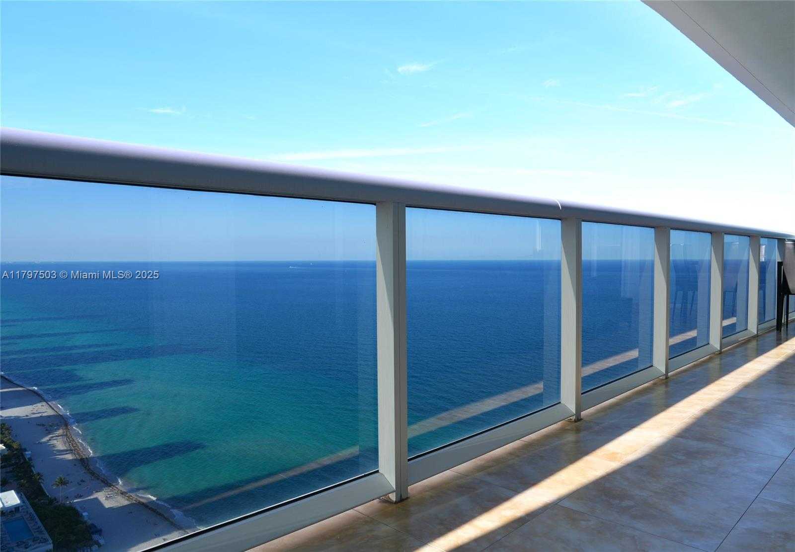 Small Image of 1830 SOUTH OCEAN DR #4111, Hallandale Beach Number 29