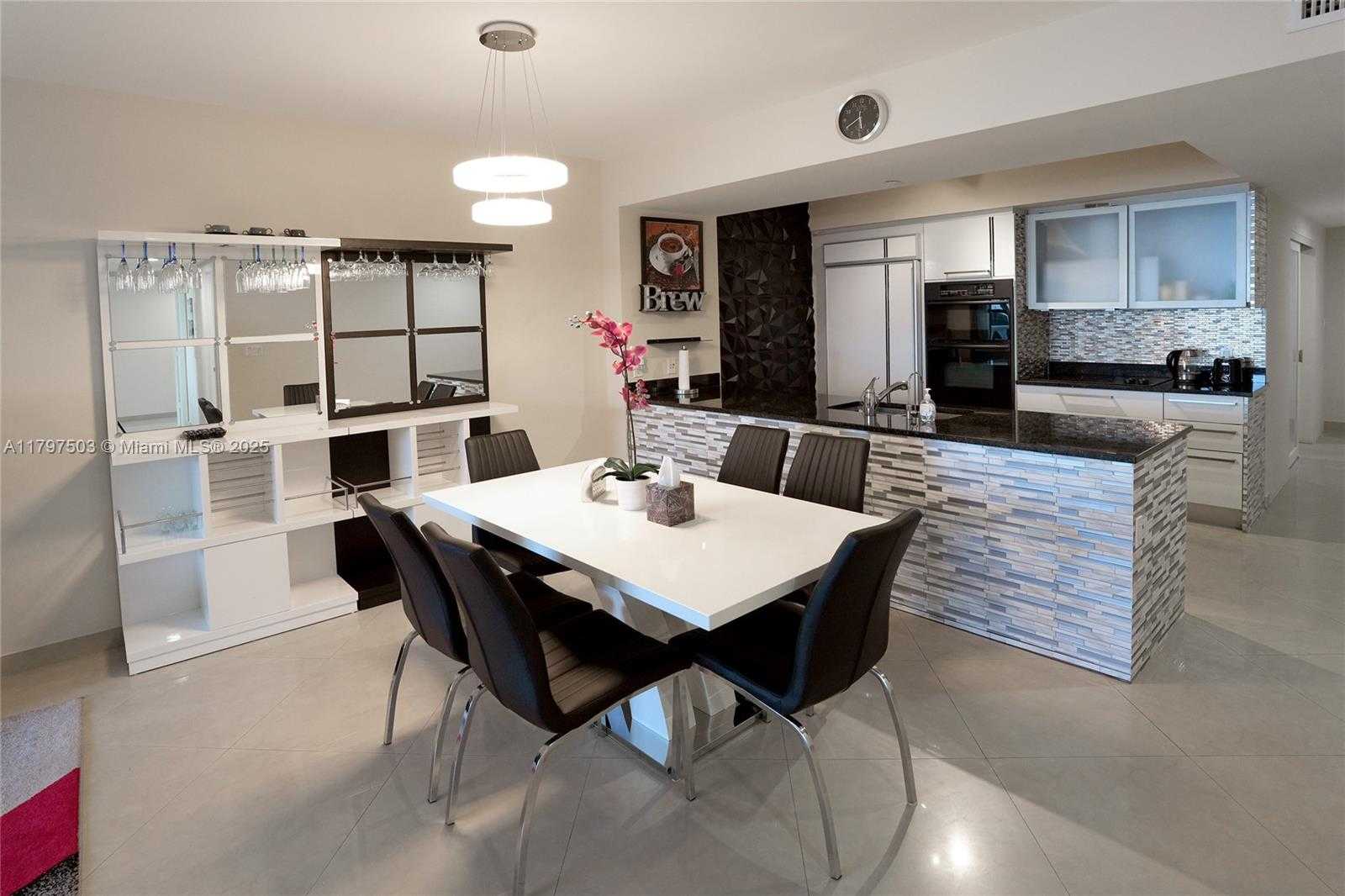 Small Image of 1830 SOUTH OCEAN DR #4111, Hallandale Beach Number 6
