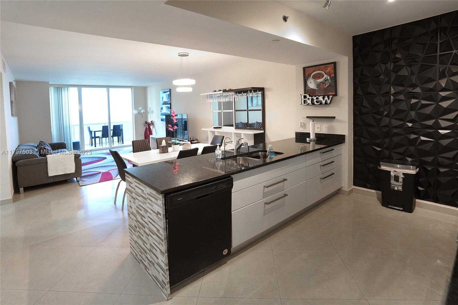Small Image of 1830 SOUTH OCEAN DR #4111, Hallandale Beach Number 7