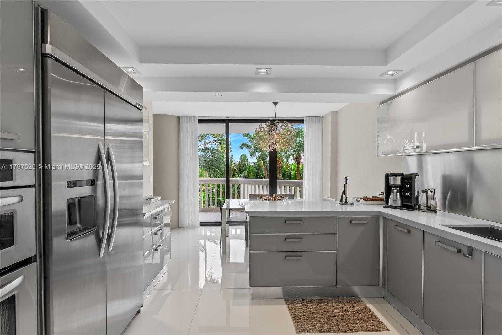 Small Image of 2000 ISLAND BLVD #504, Aventura Number 14