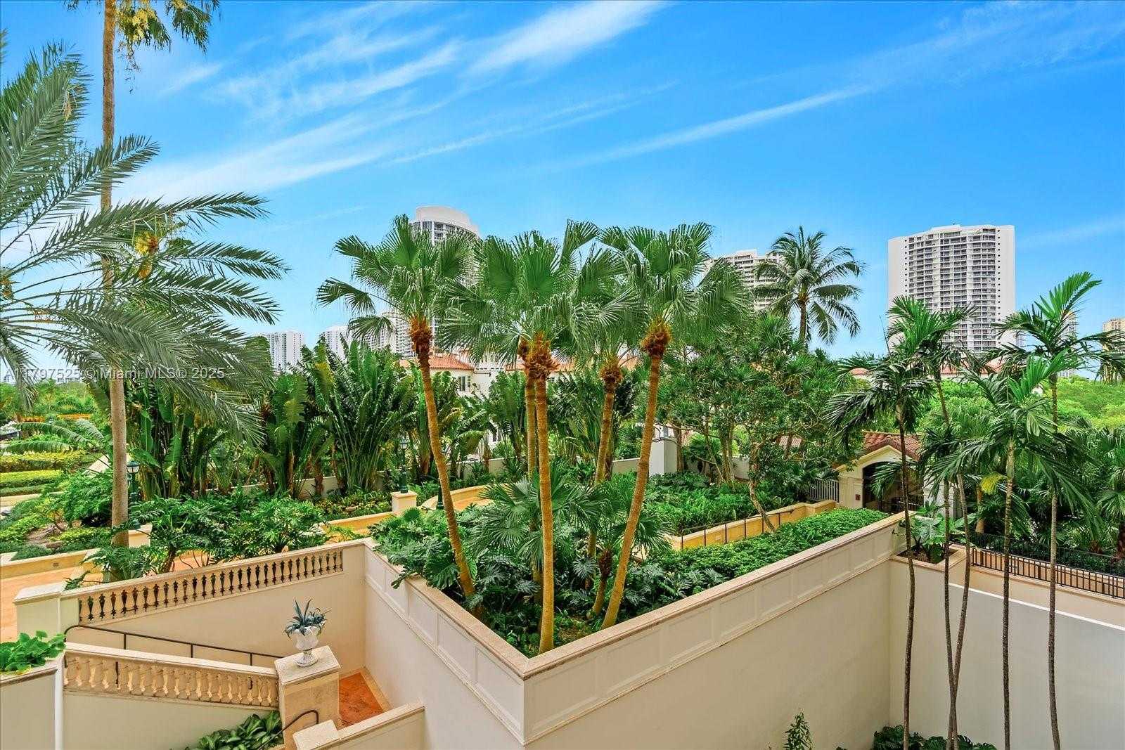 Small Image of 2000 ISLAND BLVD #504, Aventura Number 9