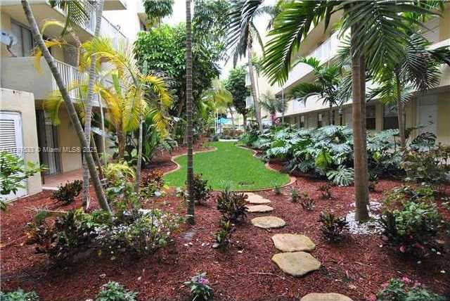 Small Image of 1801 SOUTH TREASURE DR #102, North Bay Village Number 23