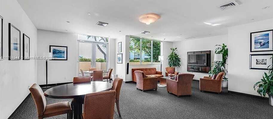 Small Image of 2475 BRICKELL AVE #703, Miami Number 14