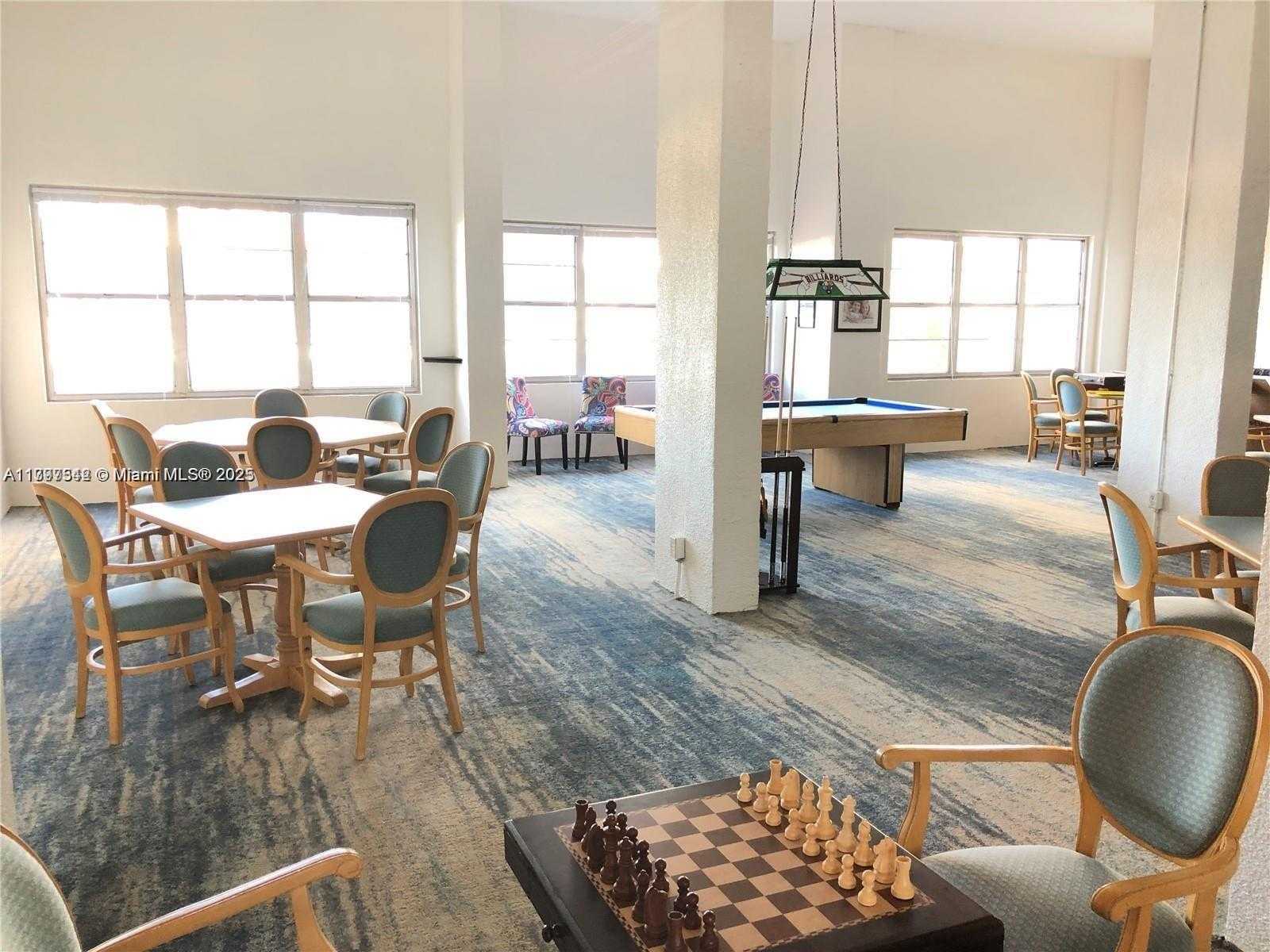 Small Image of 18021 BISCAYNE BLVD #902, Aventura Number 10