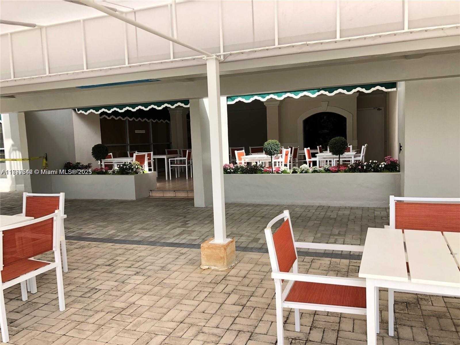 Small Image of 18021 BISCAYNE BLVD #902, Aventura Number 17