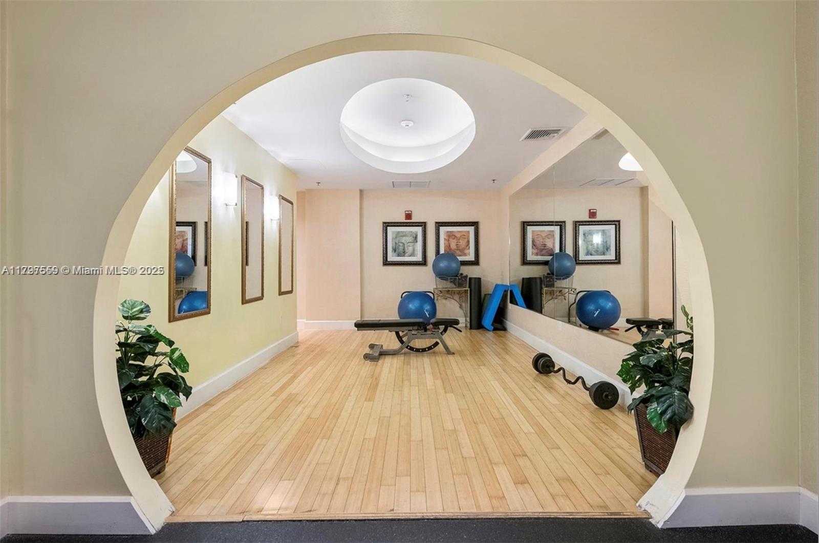 Small Image of 1830 RADIUS DR #801, Hollywood Number 21