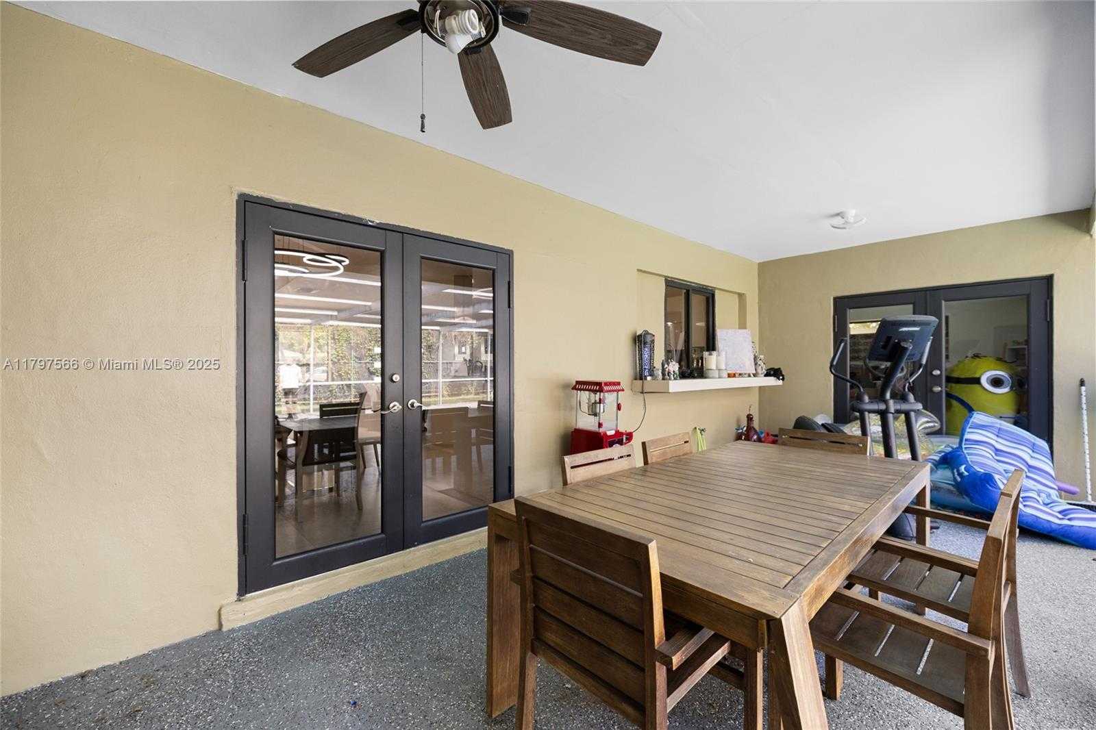 Small Image of 20375 NORTH EAST 22ND PL, Miami Number 48