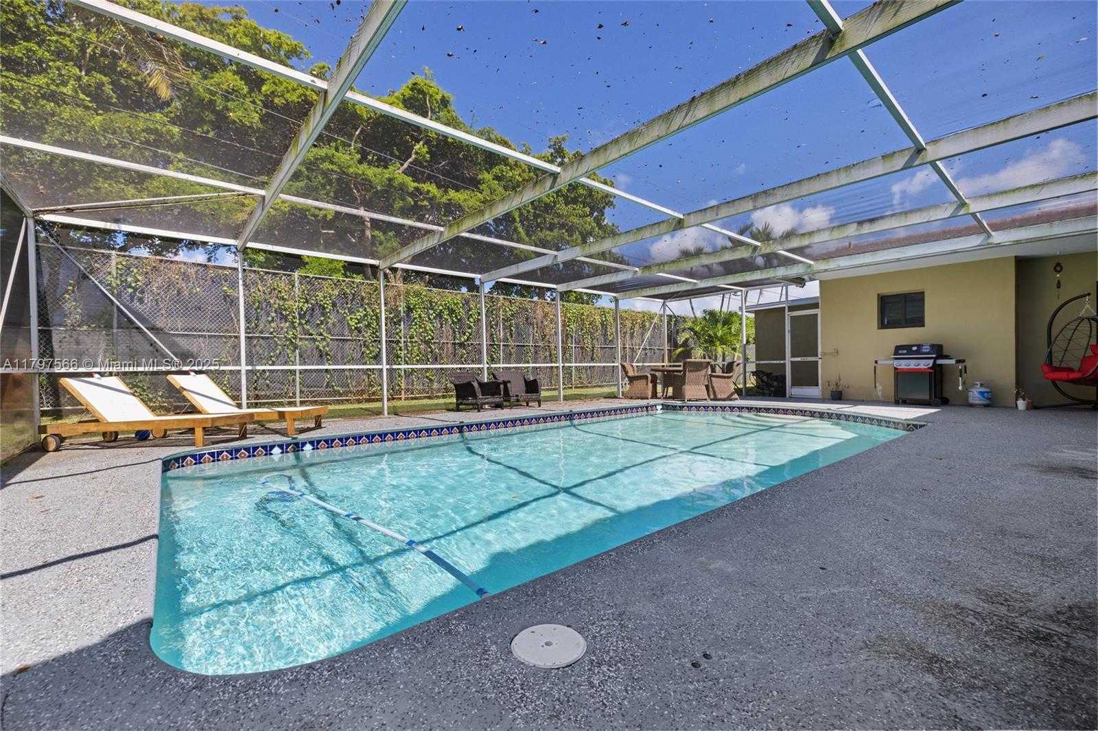 Small Image of 20375 NORTH EAST 22ND PL, Miami Number 53