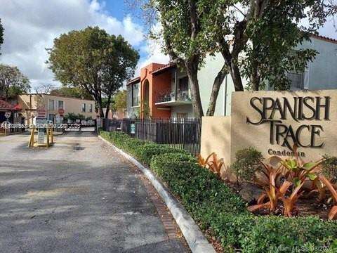Small Image of 10814 NORTH KENDALL DR #R2, Miami Number 3