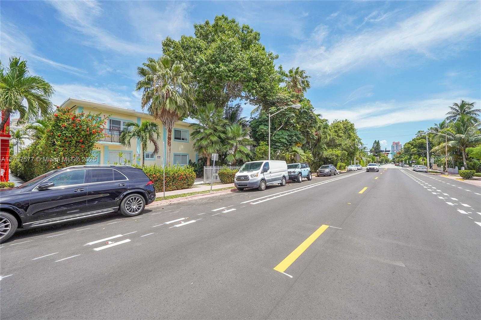 Small Image of 1135 EUCLID AVE #207, Miami Beach Number 7