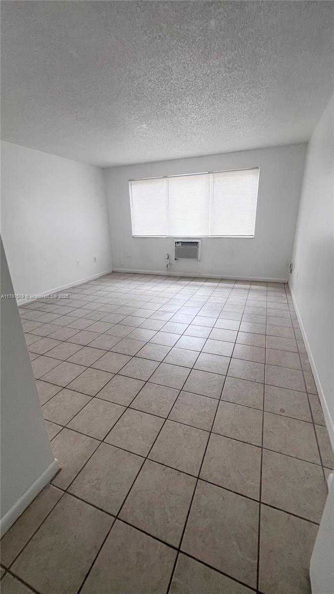 Small Image of 6990 NORTH WEST 186TH ST #4-210A, Hialeah Number 14