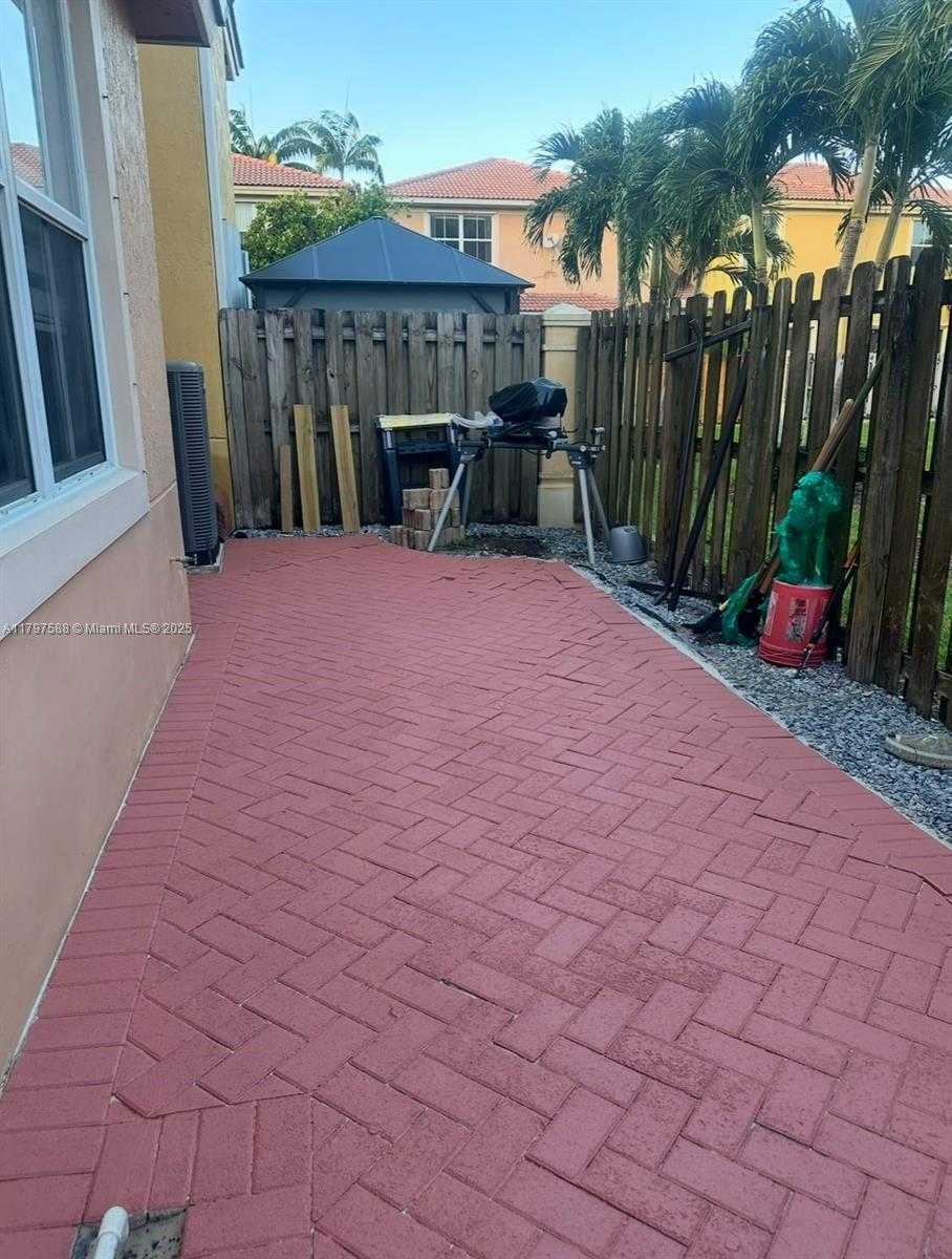 Small Image of 11523 SOUTH WEST 137TH PSGE #11523, Miami Number 14