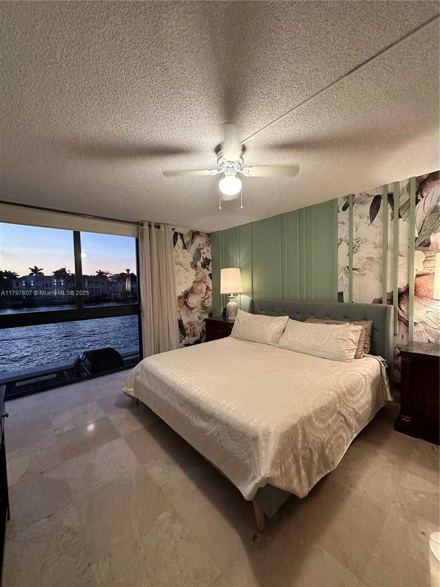 Small Image of 1500 SOUTH OCEAN DR #2E, Hollywood Number 16