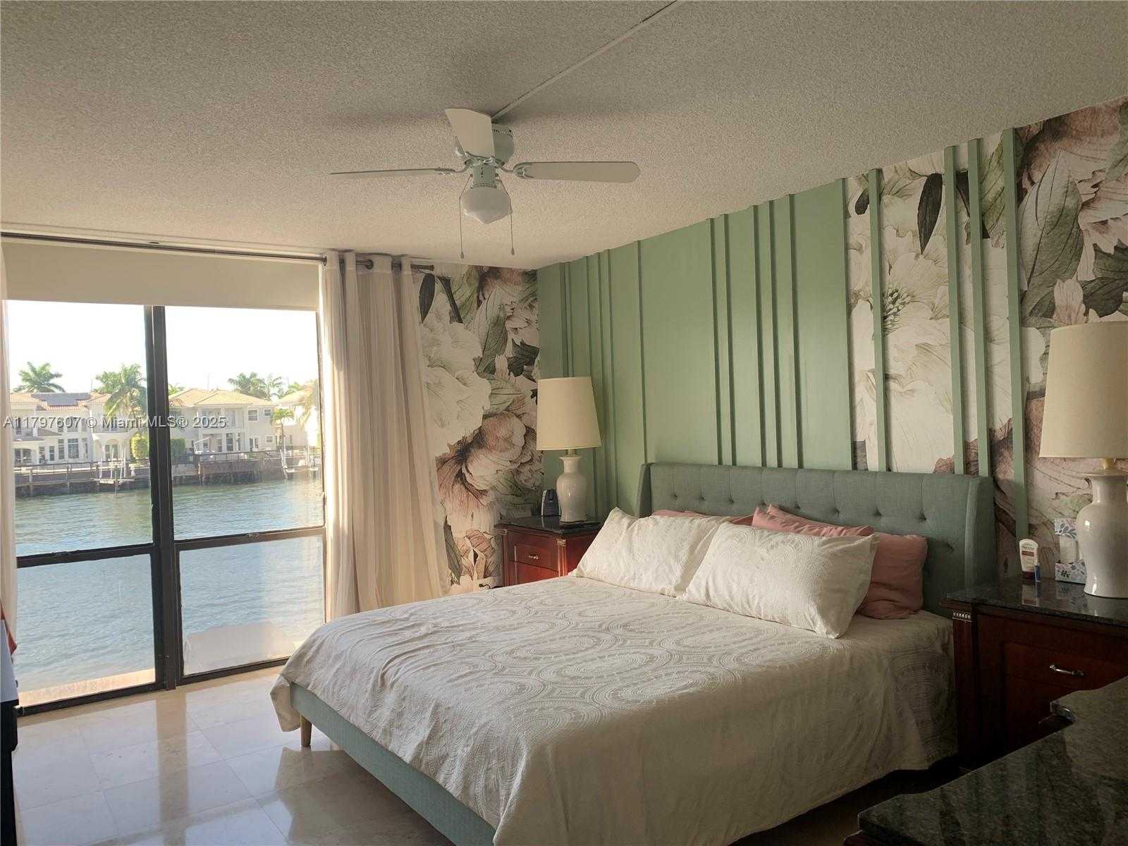 Small Image of 1500 SOUTH OCEAN DR #2E, Hollywood Number 18