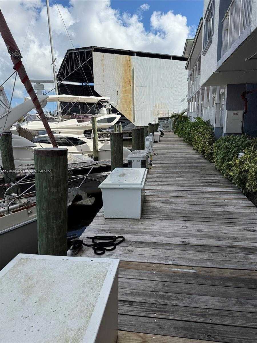 Small Image of 2415 NORTH WEST 16 ST RD #315, Miami Number 10