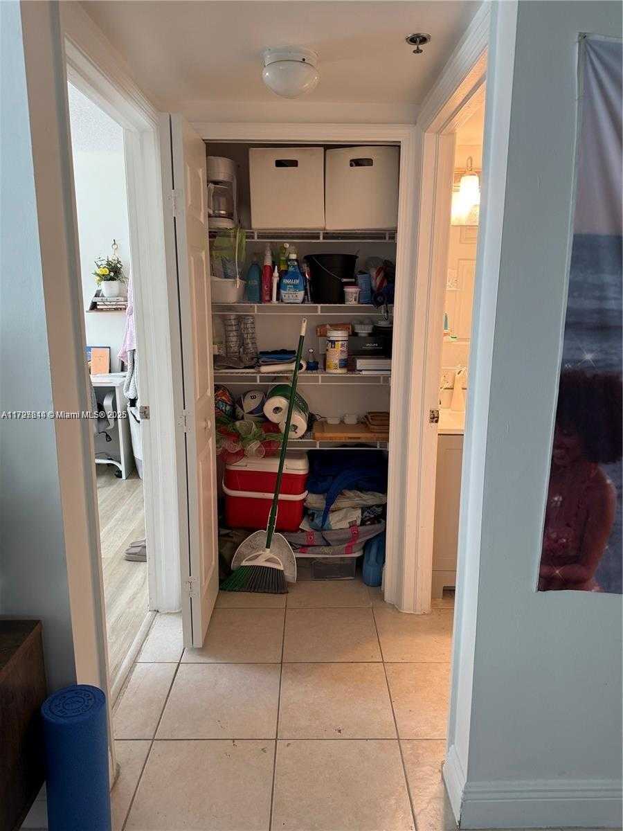 Small Image of 2415 NORTH WEST 16 ST RD #315, Miami Number 11