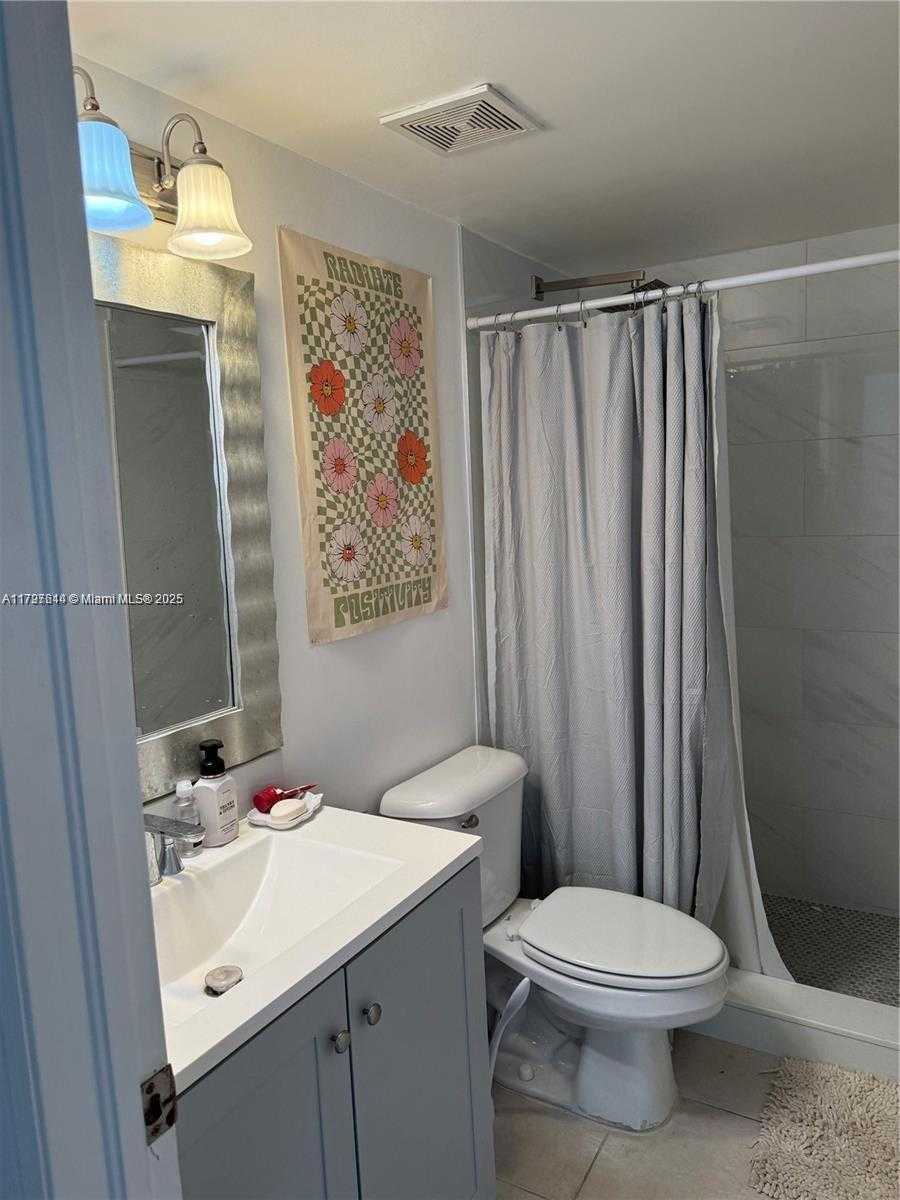 Small Image of 2415 NORTH WEST 16 ST RD #315, Miami Number 17