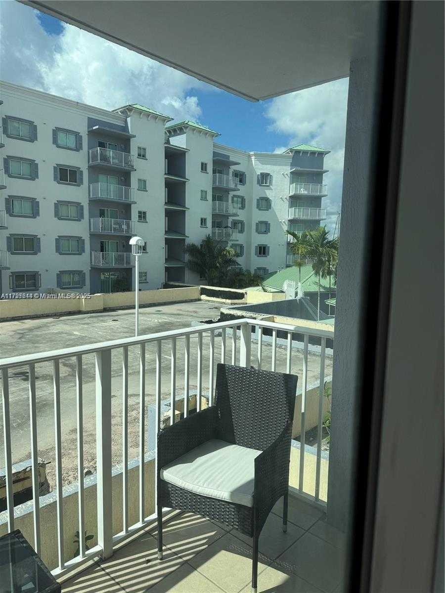 Small Image of 2415 NORTH WEST 16 ST RD #315, Miami Number 4