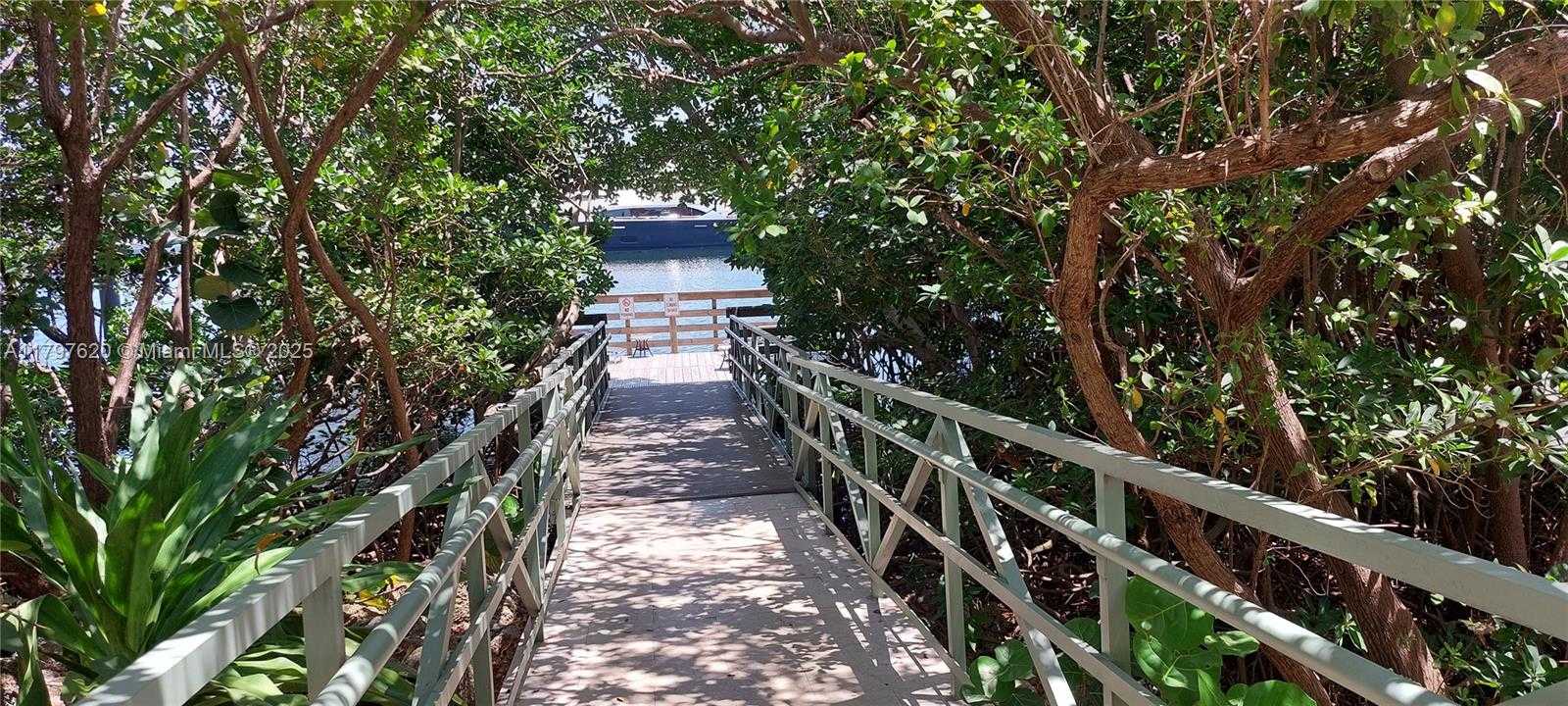 Small Image of 19501 EAST COUNTRY CLUB DR #9601, Aventura Number 13