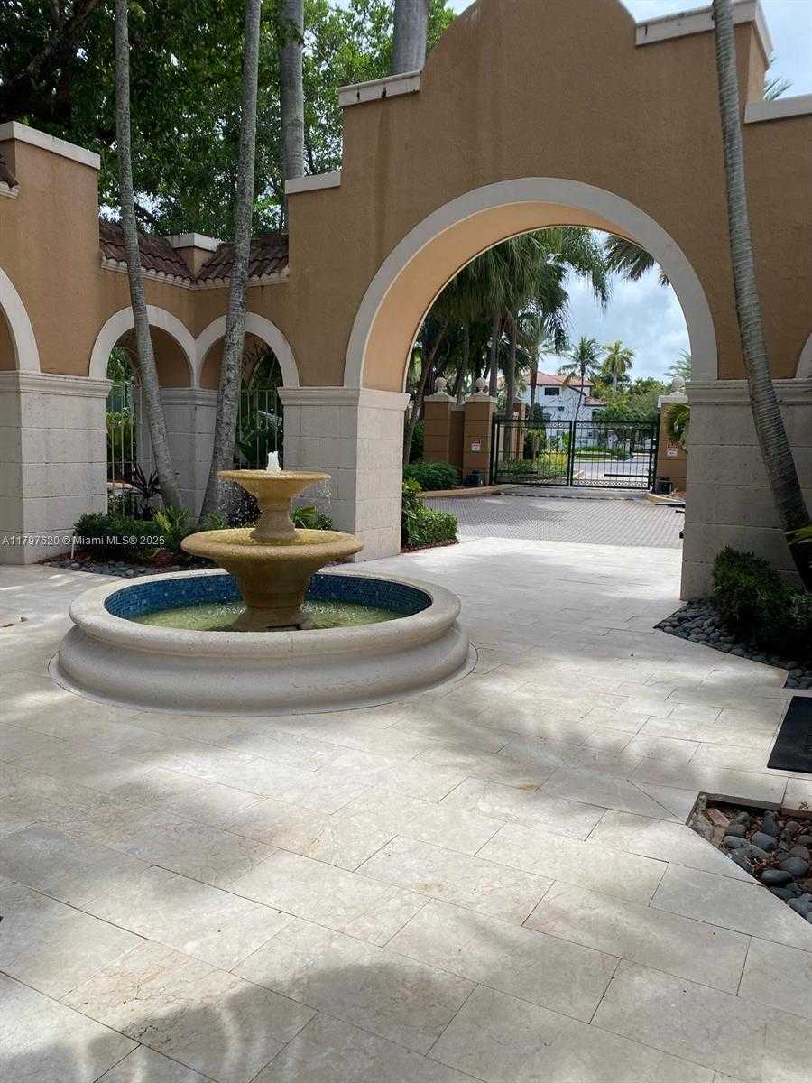 Small Image of 19501 EAST COUNTRY CLUB DR #9601, Aventura Number 15