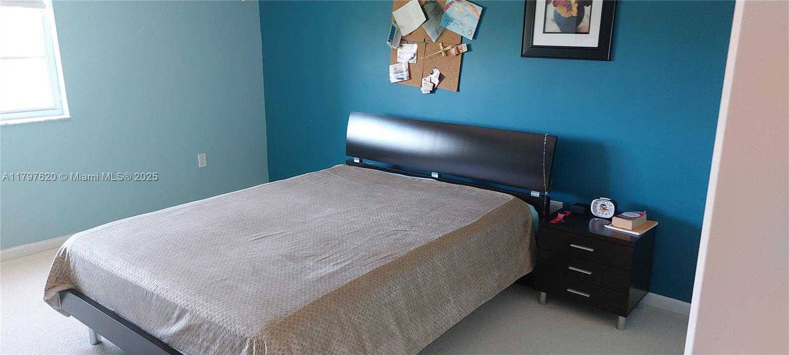 Small Image of 19501 EAST COUNTRY CLUB DR #9601, Aventura Number 3