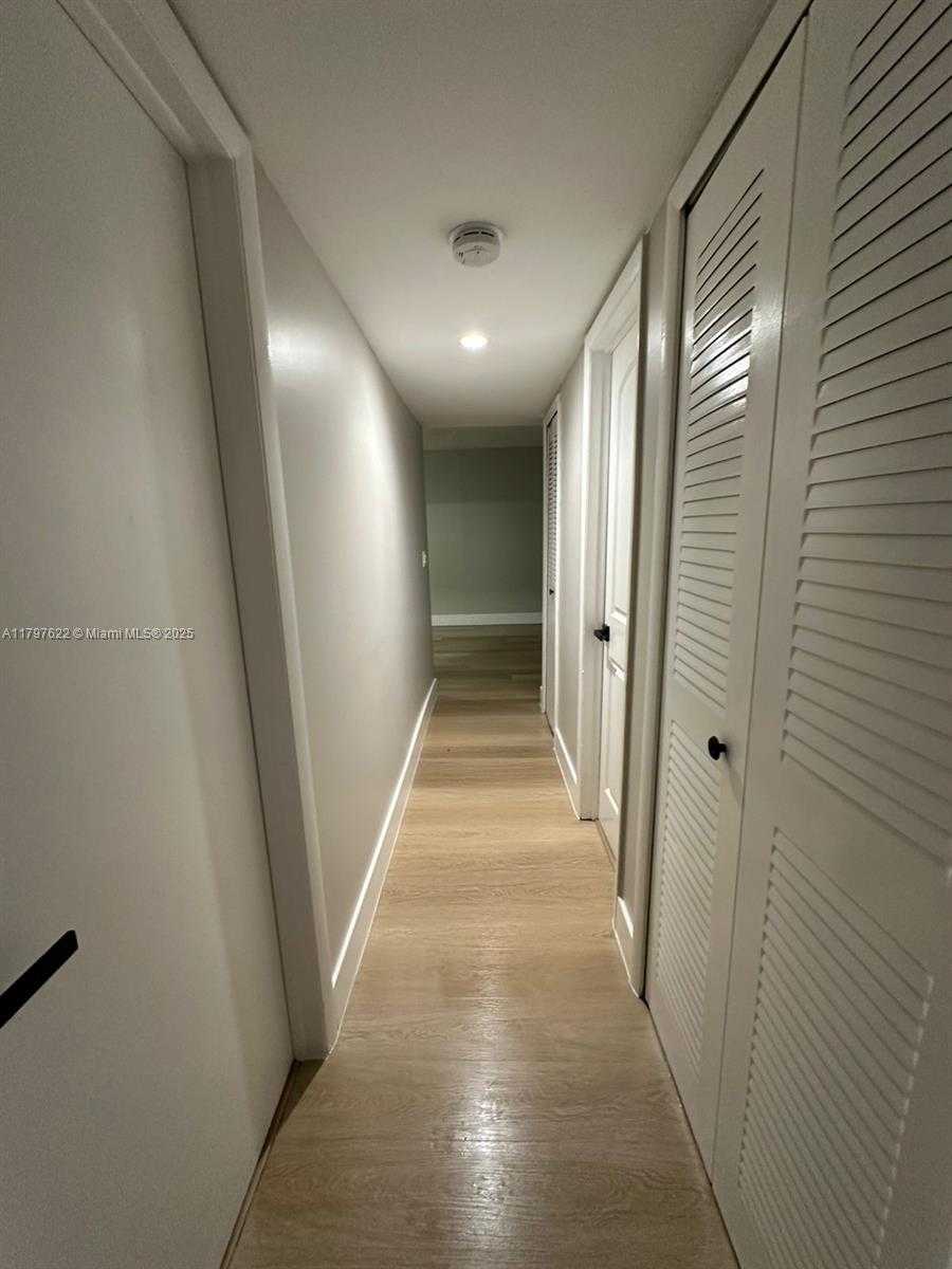 Small Image of 1051 SOUTH WEST 1ST ST #303, Miami Number 8